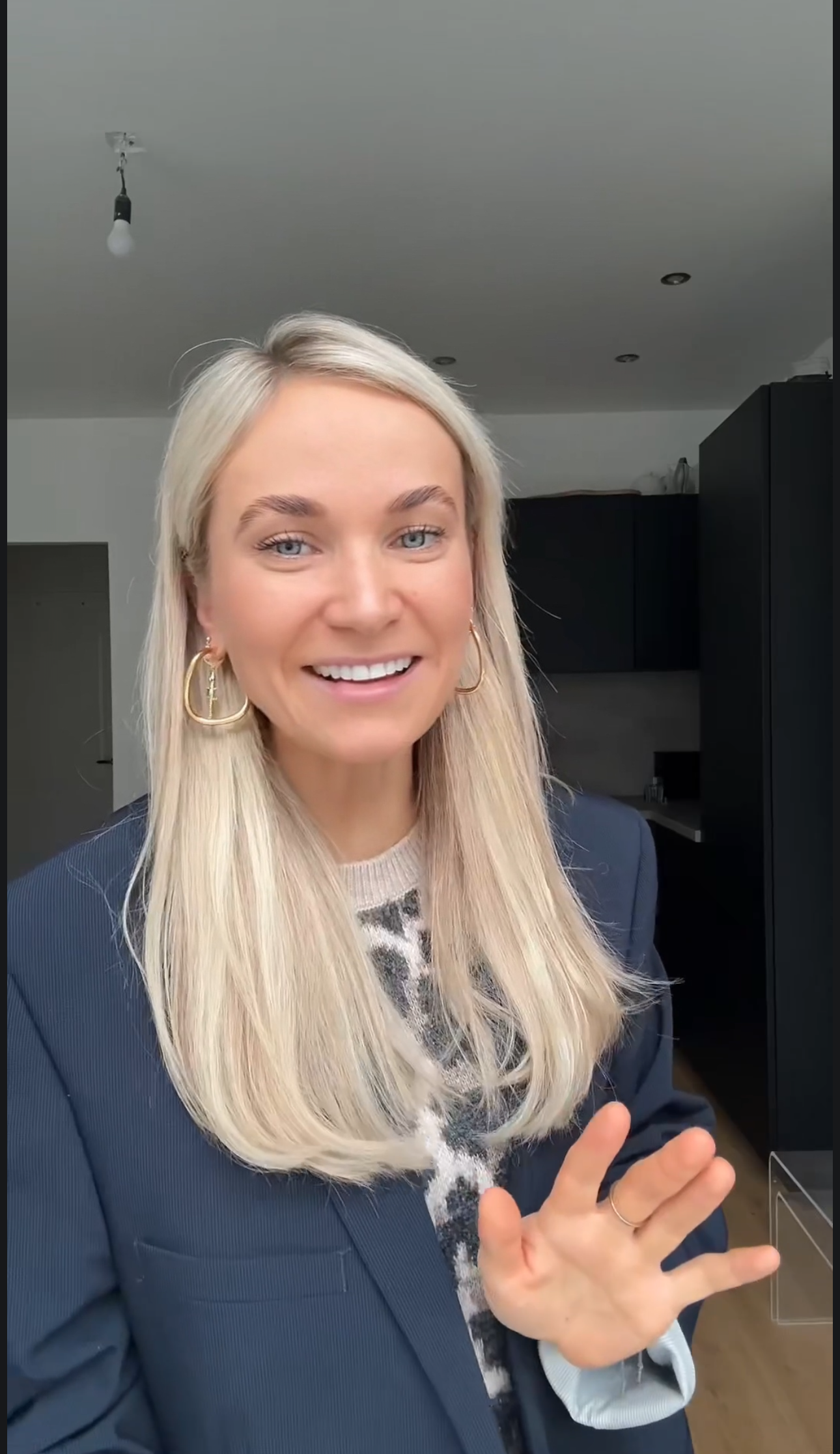 Premium Invisible Clip-in Extensions - Dark Ash Blonde #14 + Ash Silver Blonde #60A